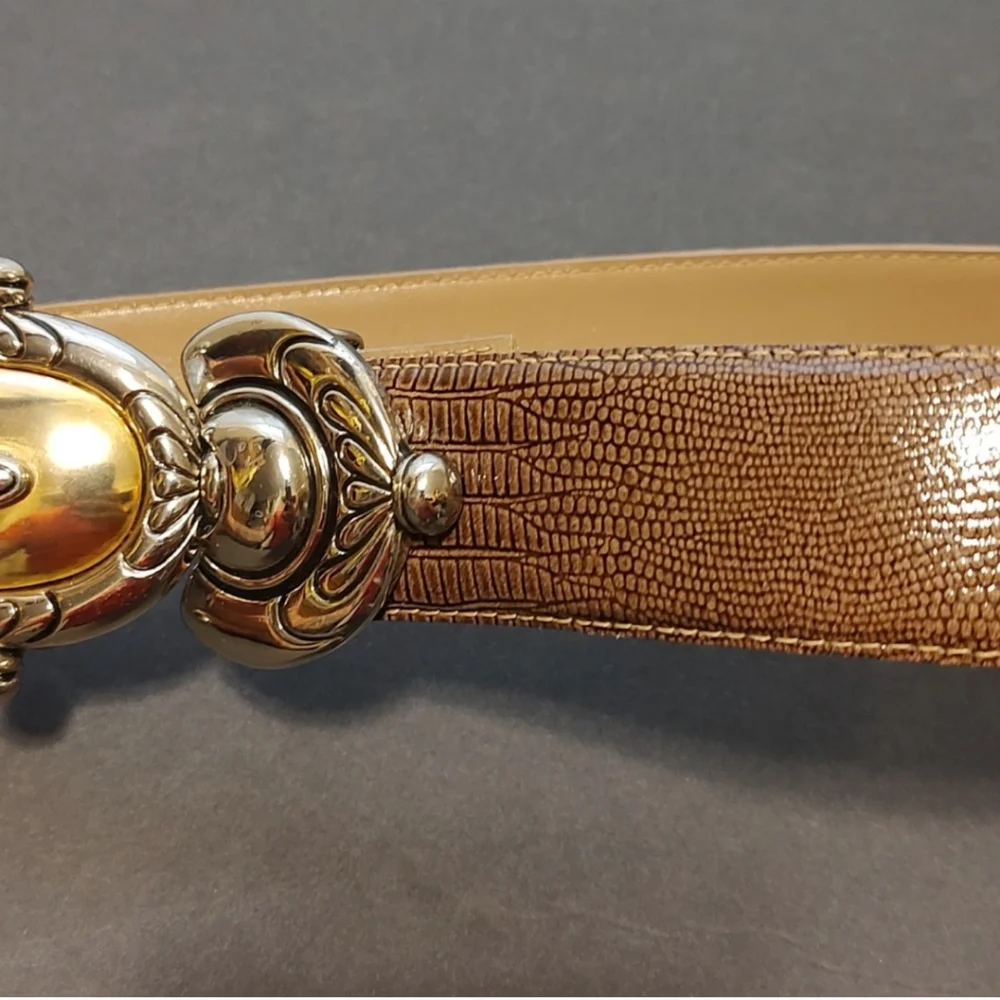 Genuine leather snakeskin pattern light brown fashion belt buckle belt